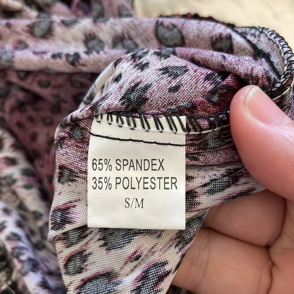 Boutique Animal Print Jumpsuit with halter strap and pocket’s NWT S/M - Picture 8 of 10